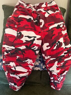 Rue21 Red White & Black Camo Cargo Joggers